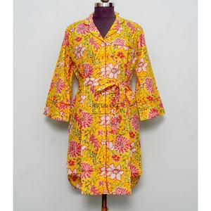 Ensemble robe moulante bohème en coton pour femme, longueur genou, avec chemise imprimée florale, taille naturelle, boutons tissés, nettoyage à sec - Product Image 1