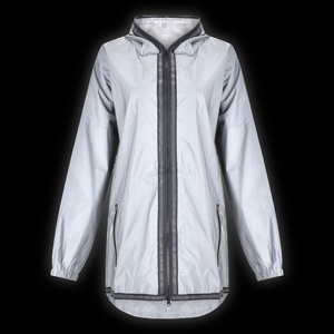 Chaqueta Cortavientos Reflectante Personalizada, Impermeable, con Cambio de Color, Reactiva al Agua, para Senderismo, para Hombre, Proveedor OEM - Product Image 2