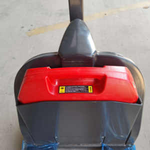 รถยกพาเลทแบบเข็นมือขนาดเล็ก บรรทุกได้ 1 ตัน แบบพกพา ขับเคลื่อนด้วยไฟฟ้า พร้อมที่เดินตามด้านหลัง - Product Image 6