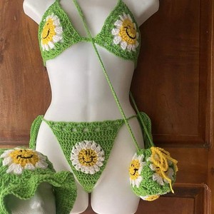 Conjunto de bikini de 2 piezas de ganchillo hecho a mano personalizado para mujer, estilo bohemio, sin espalda, push-up, con diseño de margaritas y logo frontal, ropa de playa - Product Image 4