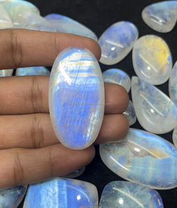 Vente en gros de pierres précieuses naturelles en vrac : Pierre de lune arc-en-ciel naturelle, Cabochon ovale à taille ronde, Grande taille, Labradorite blanche pour la fabrication de bijoux - Product Image 3
