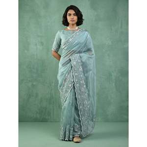 Sari en soie pure Chanda pour femme Elite Weaves, broderie florale élégante, travail Schiffli Resham Zari, bordure ajourée – Idéal pour les mariages - Product Image 6