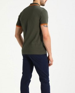 Polo Homme 2026 ODM en Coton Piqué Couleur Unie Manches Courtes Coupe Classique Style Décontracté Vert Olive Boutons Tricoté - Product Image 6