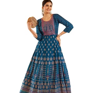 Nuevo diseño de vestido largo indio para adultos de alta calidad por encargo desgaste del partido Kurtis con lentejuelas hechas a mano Kurti - Product Image 1