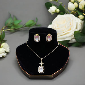 ชุดเครื่องประดับงานปาร์ตี้ประดับเพชรแฟนซีพร้อมต่างหูโซ่หรูหราสำหรับผู้หญิงและเด็กผู้หญิงจี้สำหรับงานเฉลิมฉลองงานแต่งงาน - Product Image 1