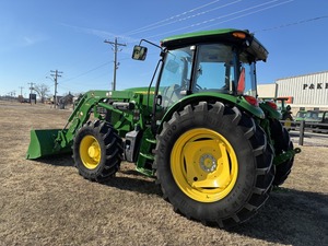 รถแทรกเตอร์ John Dear รุ่น 6105E กำลัง 105 แรงม้า 114 แรงม้า รถแทรกเตอร์อเนกประสงค์ พร้อมแอร์และห้องโดยสาร ใช้งานได้เต็มประสิทธิภาพ พร้อมจัดส่ง - Product Image 4