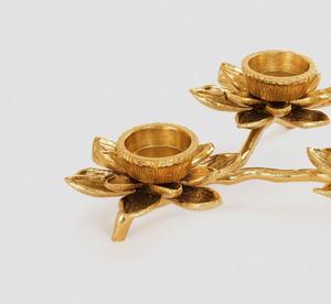 Candelabro de Metal Dorado con Forma de Loto, Tres Brazos, Decoración para el Hogar, Forma Redonda, Resistente al Calor, Soporte Cilíndrico - Product Image 3