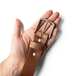 Ceintures en cuir vieilli vintage, ceintures décontractées en gros pour hommes, sangles en cuir de vachette personnalisées gaufrées, articles en cuir tendance B2B - Product Image 4