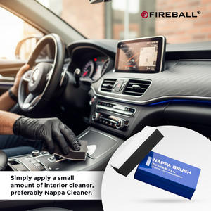 Cepillo Fireball Nappa, cepillo de cerdas suaves para una limpieza segura del cuero y el interior. Las cerdas ultra suaves proporcionan una limpieza sin rayones. - Product Image 5