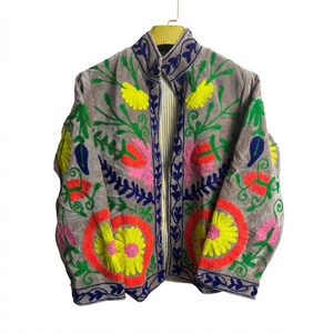 เสื้อแจ็คเก็ตซูซานีงานปักด้ายหลากสีทำมือสำหรับผู้หญิง เสื้อคลุมผ้าไหมปักลายสไตล์โบโฮชิค เสื้อโค้ทกำมะหยี่ลายชาติพันธุ์สำหรับฤดูหนาว - Product Image 1