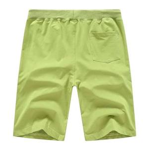 Shorts de felpa francesa para uso diario con tela suave, diseño moderno y tacto agradable, ideales para el confort en climas cálidos. - Product Image 2