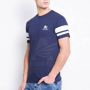 T-shirt à manches courtes bleu marine pour homme, coupe classique, col rond, jersey décontracté, 100% coton, bordure contrastée, logo imprimé - Product Image 4