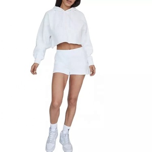 Sweat à capuche streetwear pour homme en molleton de coton premium, manches longues, imperméable, écologique, respirant, avec poche brodée, idéal pour l'été - Product Image 1