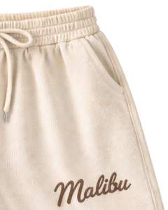 Ensemble deux pièces décontracté d'été pour femme : débardeur court côtelé beige et short, imprimé Malibu, sans manches, col rond, personnalisable - Product Image 6