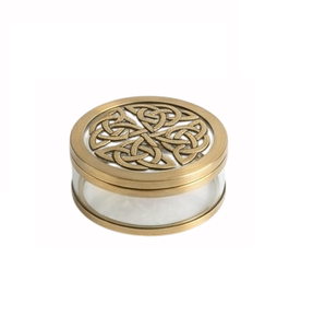 Caja de Joyería Redonda de Vidrio con Detalles en Oro, Paneles Transparentes, Diseño Exquisito, Contenedor de Almacenamiento Moderno, Caja de Joyería de Latón - Product Image 1
