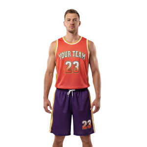 Ensemble maillot et short de basket-ball pour hommes, sans manches, uniforme d'équipe, imprimé avec nom et numéro, short à cordon de serrage, bande latérale contrastée, 100% coton - Product Image 1