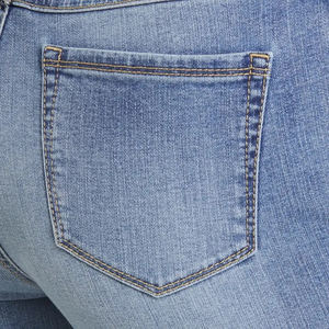 2026 Vente en gros de jeans décontractés pour femmes de haute qualité, vente directe d'usine, OEM, pantalons en denim taille haute coupe ample pour femmes - Product Image 5