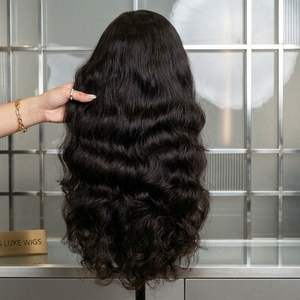 Perruques en cheveux indiens bruts de qualité supérieure, ondulées, avec dentelle complète, pour femmes, double épaisseur, pointes épaisses, vente en gros - Product Image 1