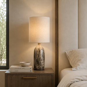 Pièce d'éclairage décorative haut de gamme, conçue avec une forme organique, esthétique contemporaine et caractère intemporel pour embellir votre intérieur. - Product Image 1