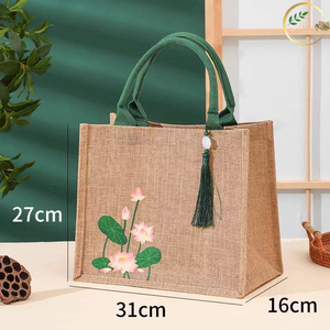 Bolsa de Playa de Yute Ecológica Laminada con Diseño Elegante y Asa Resistente - Product Image 6