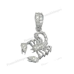 Colgante de escorpión Moissanite Acabado en oro blanco Joyería de hip hop Pieza de declaración audaz Accesorio de moda del zodiaco hecho a mano único - Product Image 4