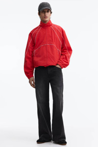 Veste coupe-vent technique haut de gamme personnalisée pour homme avec passepoil, légère et imperméable, idéale pour la course à pied (vente en gros) - Product Image 3