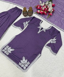 Top Patiyala de Algodón Romano con Bordado de Lujo y Dupatta, Salwar Kameez Tradicional para Mujer, Corte Regular (MT-4021) 84484 - Product Image 3