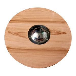 Bouclier rond en bois fait main, style artisanal simple, pour événements scéniques, spectacles, décoration murale et collection - Product Image 1