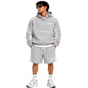 Conjunto Cortavientos Unisex con Cuello y Cremallera Completos, Camisa con Bolsillos con Cremallera y Pantalones Cortos con Cordón Ajustable - Product Image 1