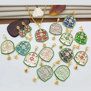 ชุดเครื่องประดับชั้นดีชุบทองพร้อมจี้โซ่หินคริสตัล - Product Image 1