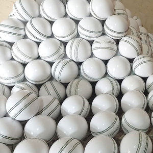 Pelotas de Cricket BOLZA, Mejor Calidad, Color Personalizado, Diseño de Cuero Premium, Cosidas a Mano, Entrenamiento Profesional, 156g, para Diestros, Talla 6 - Product Image 4