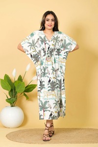 Kaftan indien en coton imprimé à la main pour l'été, idéal comme vêtement de nuit ou peignoir - Product Image 2