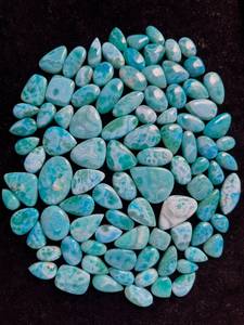 Pierre précieuse Larimar naturelle de qualité export, pierre bleue polie pour bijoux, perles, pendentifs et objets de collection, disponible à la vente - Product Image 6