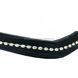 Cómoda y suave correa de frente para caballo en forma de V, de cuero inglés negro, acolchada, con una hilera de cristales de marca Diamante Bling. - Product Image 2
