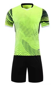 Ensemble de maillot de football orange unisexe sans manches, col en V, polyester respirant, coupe athlétique, toutes saisons, impression sublimée - Product Image 2