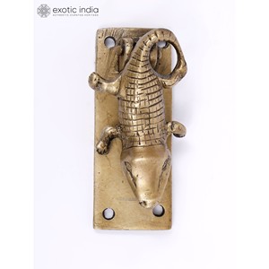 4 pouces heurtoir de porte en laiton crocodile fait à la main Article de décoration unique pour la maison pour les cadeaux Fabriqué en Inde - Product Image 1