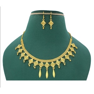 Collier pendentif zircon de mariée en plaqué or Dubaï Xinjiang pour femmes, très tendance, vente en gros d'un nouveau fabricant - Product Image 4