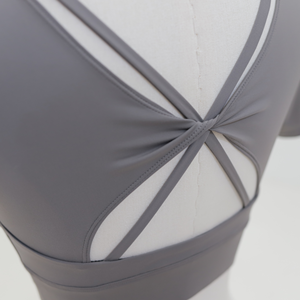 Camiseta Corta para Mujer, Moderna y Elegante, Elástica y Ajustada para el Verano - Product Image 3