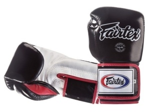 นวมชกมวย Fairtex ระดับมืออาชีพ หนังแท้ ปรับแต่งได้ น้ำหนักเบา ระบายอากาศดี ซับเหงื่อ เหมาะสำหรับการฝึกซ้อมกลางแจ้ง - Product Image 1
