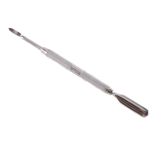 Empujador de Cutículas y Raspador de Uñas de Doble Punta de Acero Inoxidable con Logotipo Personalizado, Herramienta de Manicura y Pedicura 2 en 1 para Uso en Salón - Product Image 1