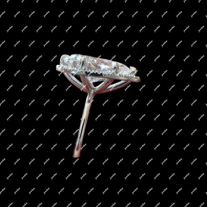 Bague la plus vendue pour femmes, au design unique, idéale pour les mariages, les fiançailles et les soirées, disponible à prix export. - Product Image 4