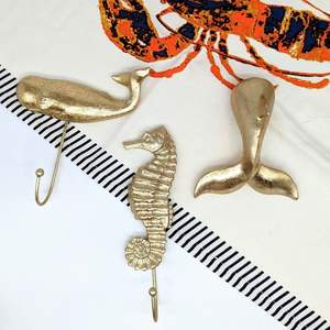 ตะขอแขวนผนังทองเหลืองแข็งแรงทนทานสำหรับตกแต่งบ้าน ห้องน้ำ ห้องนอน ห้องครัว ทางเข้าบ้าน แขวนผ้าเช็ดตัว เสื้อโค้ท กระเป๋า กุญแจ - Product Image 1