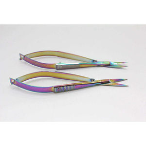 Tijeras Profesionales de Acero Inoxidable con Hoja Curva y Punta Afilada para Recortar Cutículas y Cejas, para Diestros, con Mango de Acero - Product Image 3