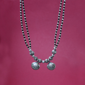 Collier en argent sterling avec pendentif en coquille de perle naturelle, collier à la mode pour femmes, design classique et unique, cadeaux de fiançailles, de mariage et d'anniversaire - Product Image 2