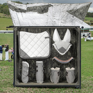 Trending Dressage Saddle Pads Polycotton Modern Design Lightweight Build Shock Absorption Popular Choice for Competition Use - Product Image 3