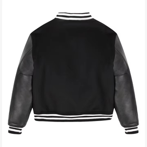 Chaqueta Varsity Negra con Mangas de Cuero Sintético, Chaqueta Bomber Premium con Botones a Presión, Ropa de Calle - Product Image 6