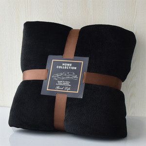 Home Collection Plush <b>Throw</b> <b>Blanket</b> Solid Light <b>Blue</b> Rectangular Eco-Friendly Machine Wash Four Seasons Use - Product Image 4