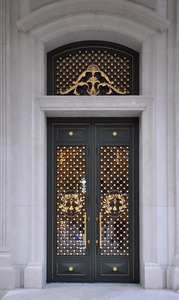 Porte en fer forgé Euro résistante à l'eau, finition vietnamienne, garantie 3 ans pour écoles, maisons, bureaux, villas - Product Image 5