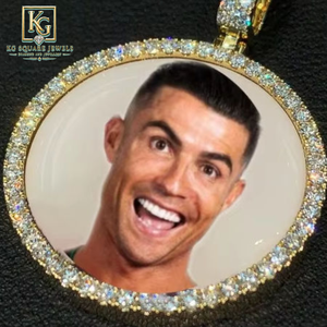 Collar con Colgante de Foto Personalizado en Oro, con Microincrustaciones de Moissanita, Estilo Hip Hop, Certificado IGI, Ideal para Regalo o Fiesta - Product Image 1