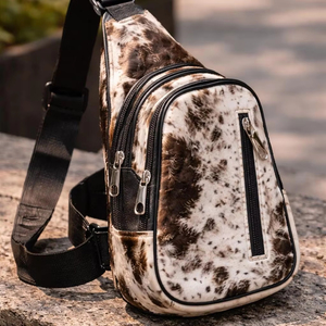 Bolso de Pecho de Cuero con Pelo de Vaca de Alta Calidad, Bandolera de Cuero Genuino Estilo Western, Bolso Cruzado de Cuero LCB-0206 - Product Image 1